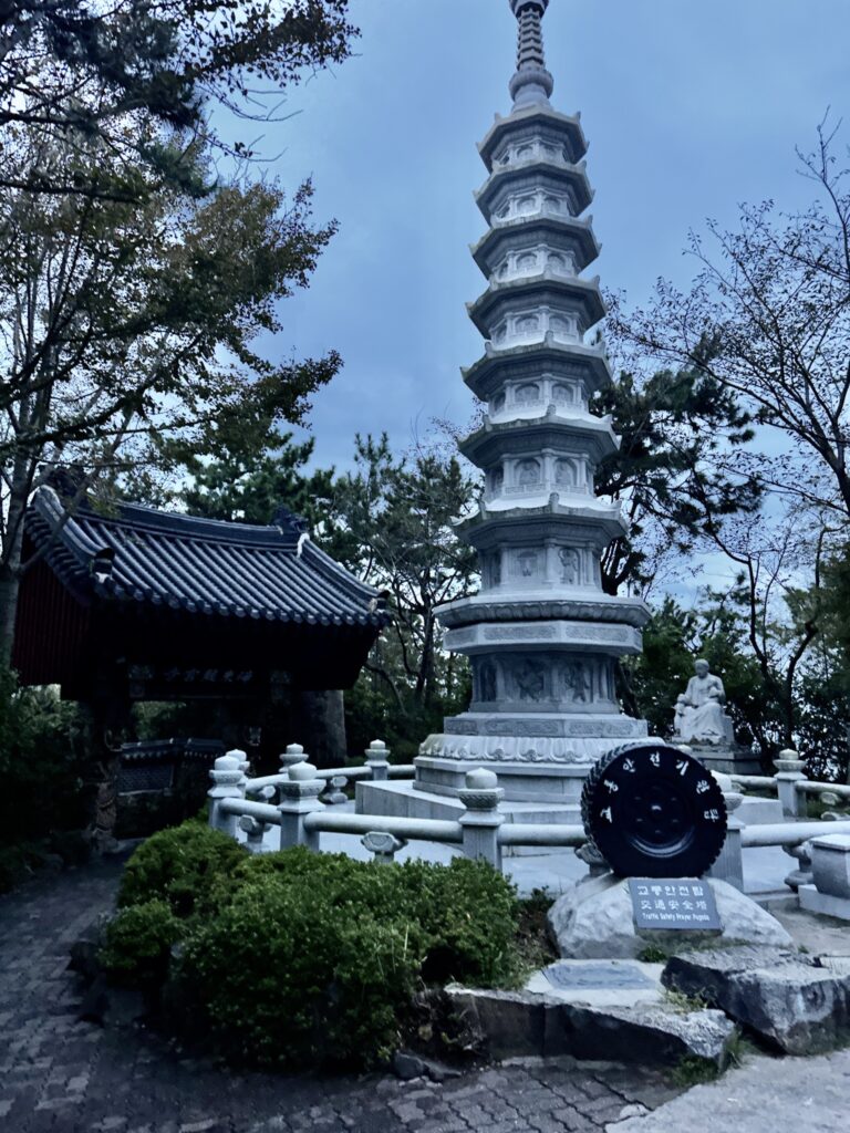 海東龍宮寺 石像2