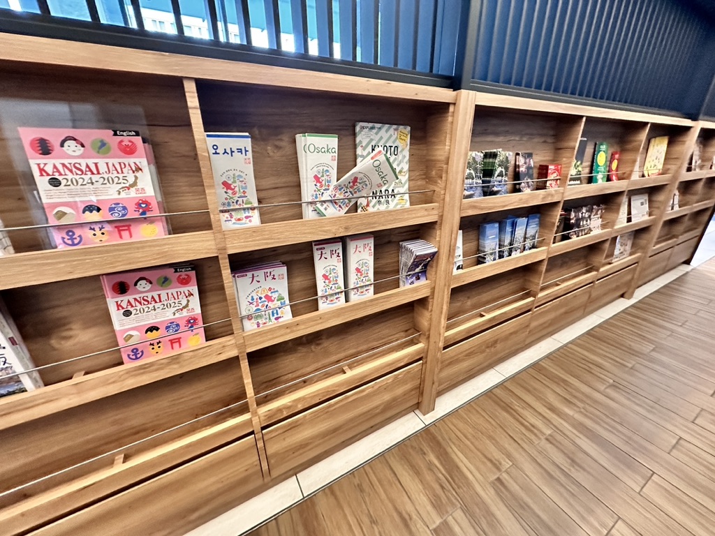 スマイルホテルプレミアム大阪本町 ロビー2