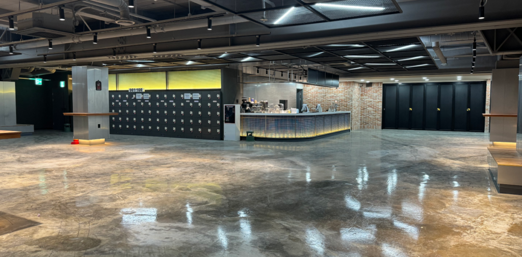 ミョンファライブホール　B1F