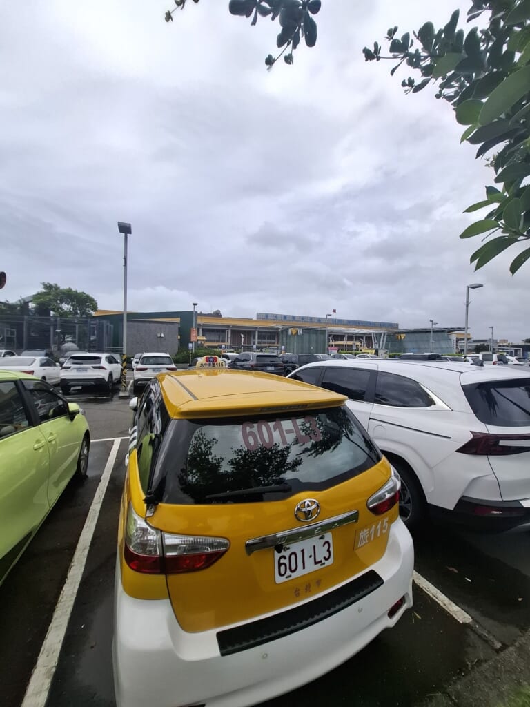 台湾チャーター車